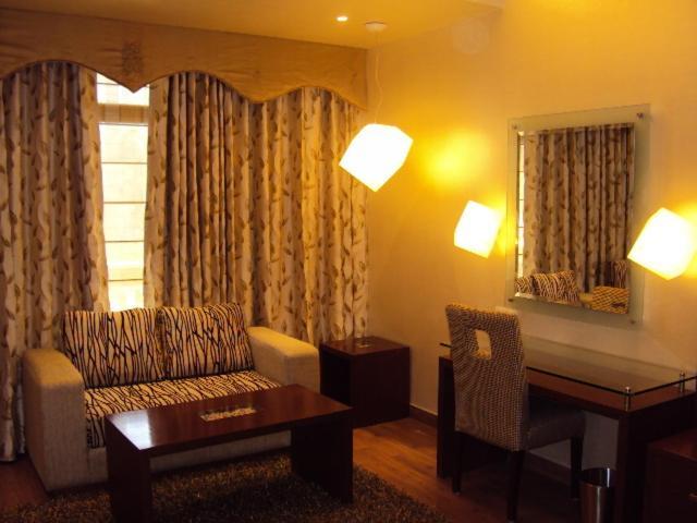 The Victoria Grand Hotel & Spa カソーリ エクステリア 写真